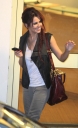 Cheryl_Kim_and_Nicola_leaving_X_Factor_studio_16_10_10_4.jpg