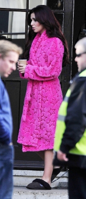 Cheryl_Cole_filming_a_new_Commerical_for_LOREAL_28_10_10_3.jpg