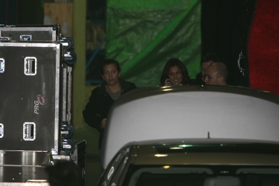 Cheryl_Cole_leaving_the_X_Factor_studios_29_10_10_6.jpg
