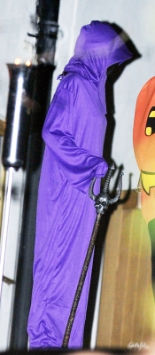 Cheryl_at_Sarah_Hardings_Halloween_Party_30_10_10_11.jpg