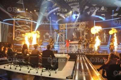 Cheryl_Cole_X-Factor_Live_Show_Week_4_30_10_10_3.jpg