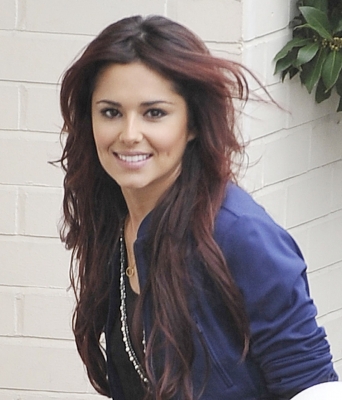 Cheryl_Cole_arriving_at_X_Factor_studios_05_11_10_3.jpg