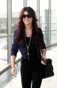 Cheryl_Cole_arriving_at_Heathrow_05_11_10_12.jpg