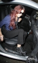 Cheryl_Cole_arriving_at_Heathrow_05_11_10_25.jpg