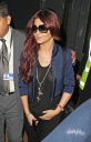 Cheryl_Cole_arriving_at_Heathrow_05_11_10_39.jpg