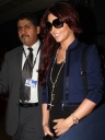 Cheryl_Cole_arriving_at_Heathrow_05_11_10_68.jpg