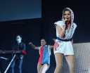 Имя файла=Cheryl_Supporting_BEP_-_London_050510_28829.JPG
Размер файла=1095КБ
Размеры=2489x2038
Дата=Март 16, 2012 Cheryl_Supporting_BEP_-_London_050510_28829.JPG