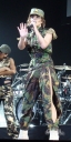 Имя файла=Cheryl_Supporting_BEP_-_London_28_05_10_20.jpg
Размер файла=480КБ
Размеры=1400x2777
Дата=Март 12, 2012 Cheryl_Supporting_BEP_-_London_28_05_10_20.jpg