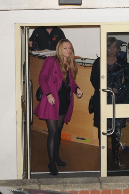 Cheryl_and_Kimberley_leaving_the_X_Factor_studios_13_11_10_34.jpg
