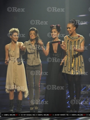 Cheryl_Cole_X_Factor_Results_Live_Show_Week_6_Stills_14_11_10_13.jpg