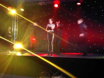 Derek_and_Cheryl_Cole_in_Germany_15_04_10_8.jpg