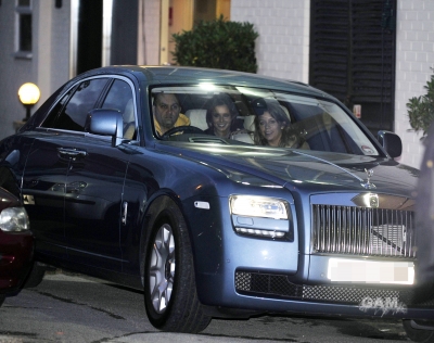 Cheryl_Cole_arriving_at_X_Factor_studios_19_11_10_60.jpg