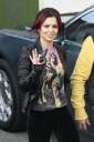 Cheryl_Cole_arriving_at_X_Factor_studios_19_11_10_1.jpg