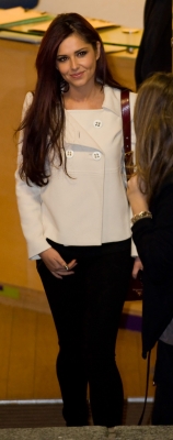 Cheryl_Cole_arriving_at_X_Factor_studios_20_11_10_28.jpg