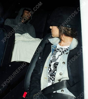 Cheryl_and_Ashley_Cole_leave_hospital_in_London_12_02_10_10.jpg