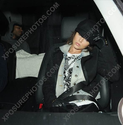 Cheryl_and_Ashley_Cole_leave_hospital_in_London_12_02_10_7.jpg