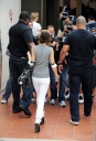 Cheryl_and_Derek_Hough_step_out_to_lunch_together_19_02_10_78.jpg