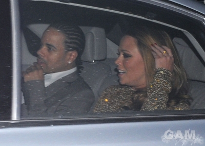 Cheryl_and_Kimberley_arriving_at_Mandarin_Oriental_12_01_10_227.jpg