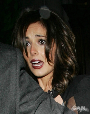 Cheryl_and_Kimberley_arriving_at_Mandarin_Oriental_12_01_10_68.jpg