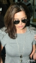 Cheryl_arrives_at_Heathrow_airport_04_03_10_3.jpg