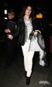 Cheryl_Cole_arrives_at_Heathrow_airport_28_01_10_36.jpg