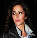 Cheryl_Cole_arrives_at_Heathrow_airport_28_01_10_46.jpg