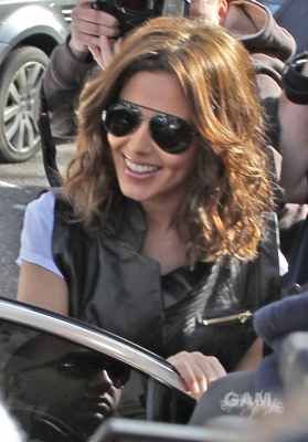 Cheryl_Cole_Arriving__Leaving_Radio_1s_Live_Lounge_23_03_10_2.jpg