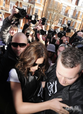 Cheryl_Cole_Arriving__Leaving_Radio_1s_Live_Lounge_23_03_10_28.jpg