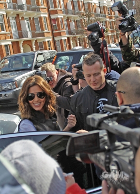 Cheryl_Cole_Arriving__Leaving_Radio_1s_Live_Lounge_23_03_10_58.jpg