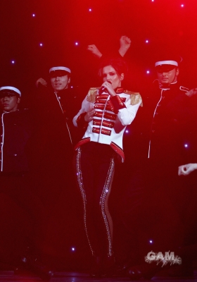 Cheryl_Cole_at_DLD_Starnight_in_Munich_Germany_25_01_10_21.jpg
