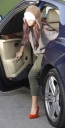 Cheryl_arriving_at_X_Factor_studios_27_11_10_10.jpg