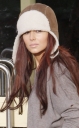 Cheryl_arriving_at_X_Factor_studios_27_11_10_17.jpg