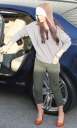 Cheryl_arriving_at_X_Factor_studios_27_11_10_7.jpg