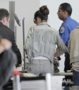 Cheryl_Cole_at_LAX_airport_in_LA_22_02_10_17.jpg
