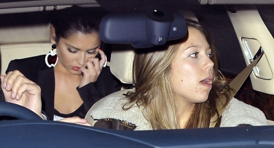 CherylNicola_leaving_arriving_the_X_Factor_studios_5_12_10_16.jpg