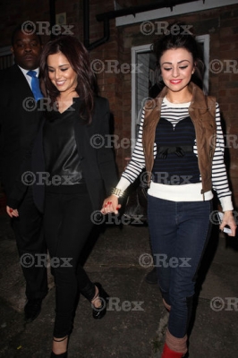 Cheryl_and_Cher_arriving_leaving_Chers_house_07_12_10_9.jpg