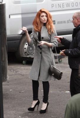 Cheryl_and_Nicola_arriving_at_the_X_Factor_studios_10_12_10_33.jpg