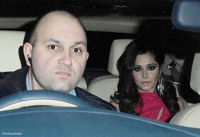 Cheryl_leaving_The_London_Palladium_after_Royal_Variety_performance_9_12_10_7.jpg