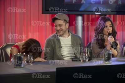 CherylXFactor_finalists_at_XFactor_press_conference_9_12_10_72.jpg