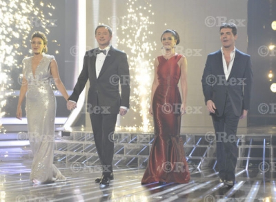 Cheryl_Cole_X_Factor_Live_Results_Show_Week_10_12_12_10_9.jpg