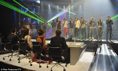 Cheryl_Cole_X_Factor_Live_Show_Week_10_11_12_10_3.jpg