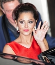 Cheryl_Kim_and_Nicola_leaving_The_X_Factor_studios_12_12_10_7.jpg