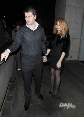 Cheryl_Kimberley_and_Nicola_arriving_at_Nobu_17_12_10_67.jpg