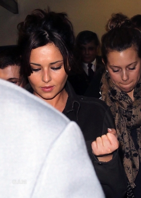 Cheryl_Cole_arriving_at_LAX_airport_LA_23_02_11_7.jpg
