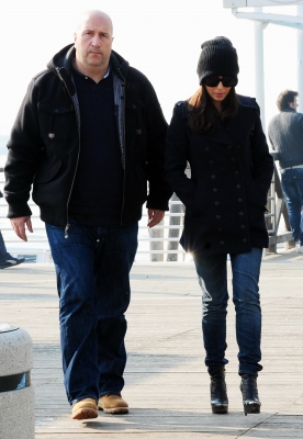 Cheryl_Cole_leaving_her_hotel_in_Venice_07_02_11_2.jpg