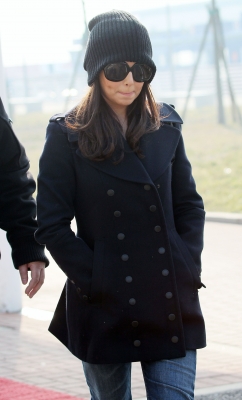 Cheryl_Cole_leaving_her_hotel_in_Venice_07_02_11_63.jpg
