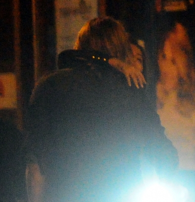 Cheryl_Cole_night_out_in_London_16_02_11_13.jpg