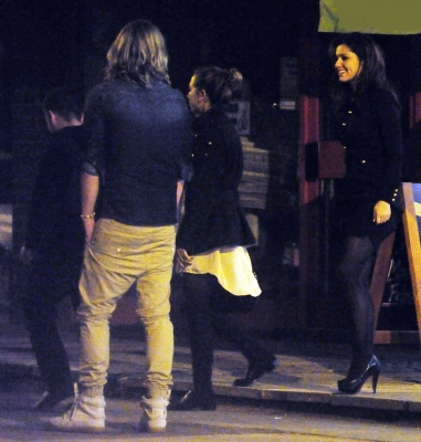Cheryl_Cole_night_out_in_London_16_02_11_5.jpg