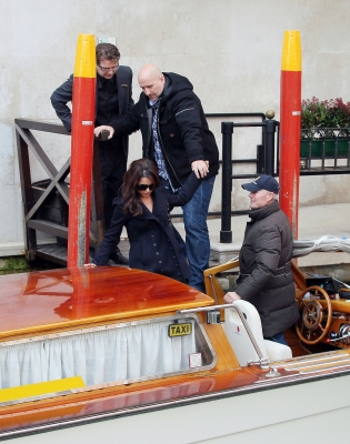 Cheryl_in_Venice_Italy_5_02_11_52.jpg