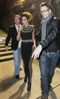 Cheryl_Cole_leaving_DLD_Starnight_in_Gerrmany_25_01_10_3.jpg